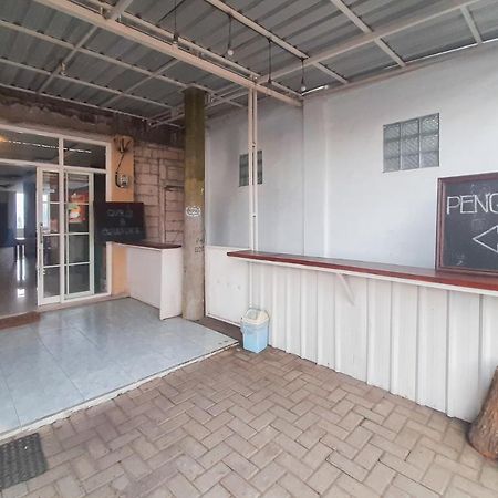 Delvia Bromo Homestay Mitra Reddoorz باسوروان المظهر الخارجي الصورة