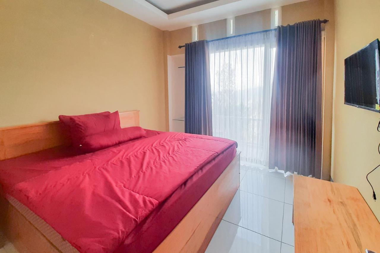 Delvia Bromo Homestay Mitra Reddoorz باسوروان المظهر الخارجي الصورة